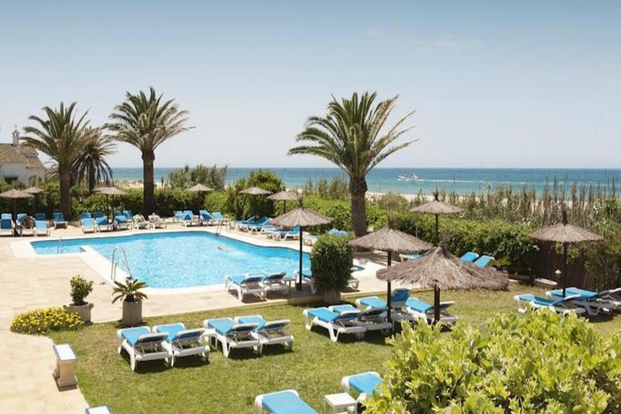 Hotel Antonio II Zahara de los Atunes Exteriör bild